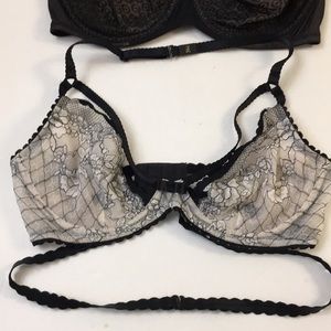 Victoria’s Secret Strappy Very Sexy Bra 34D